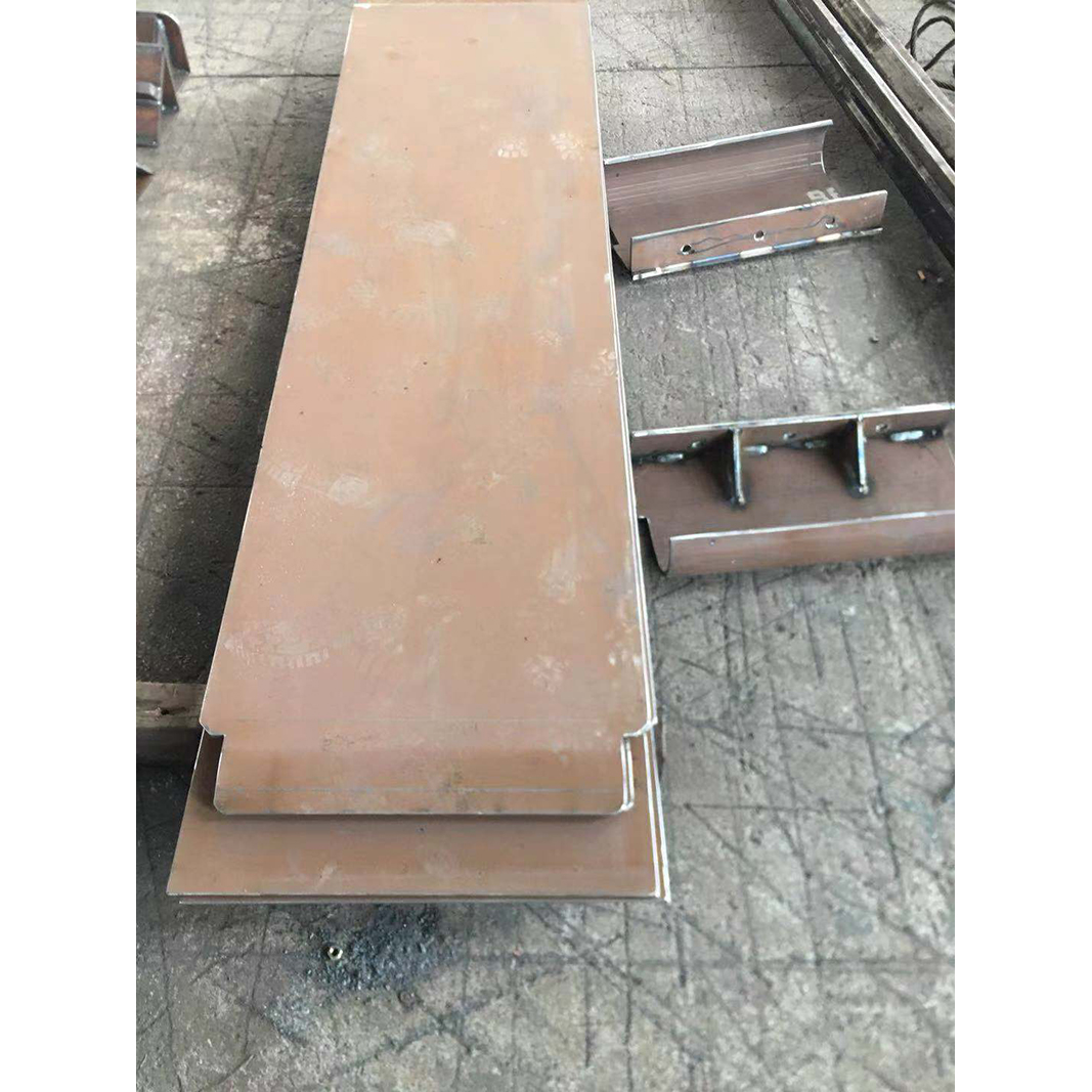 天顺长城SP1860摊铺机输料底板总成