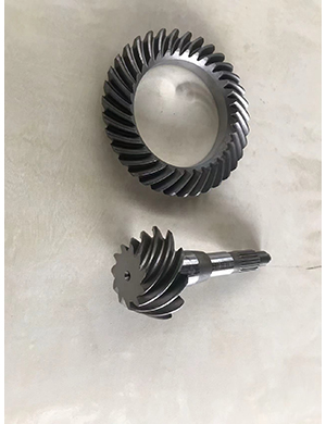 戴纳派克摊铺机摊铺机伞齿